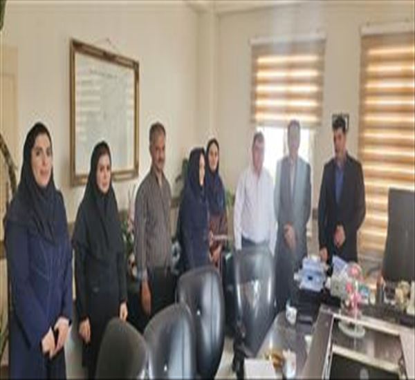 جلسه  گرامیداشت و تجلیل از پرسنل خدماتی شبکه بهداشت ودرمان به نیابت از کلیه همکاران خدماتی به مناسبت هفته کار و کارگر، با حضور مدیر شبکه بهداشت ودرمان