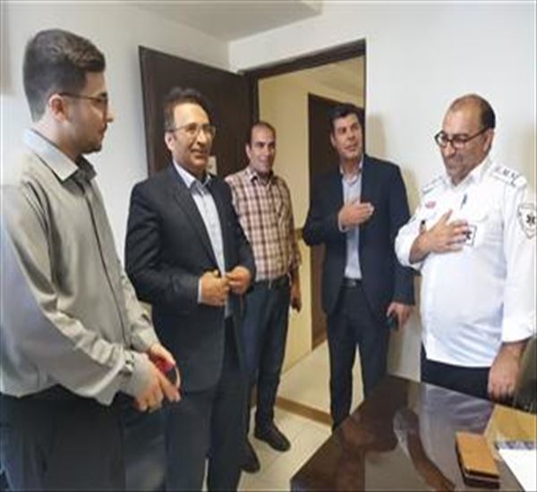 قدردانی  مدیر شبکه بهداشت و درمان   از تمامی کارکنان  ستاد و بیمارستان بمناسبت  گرامیداشت هفته دولت و روز کارمند
