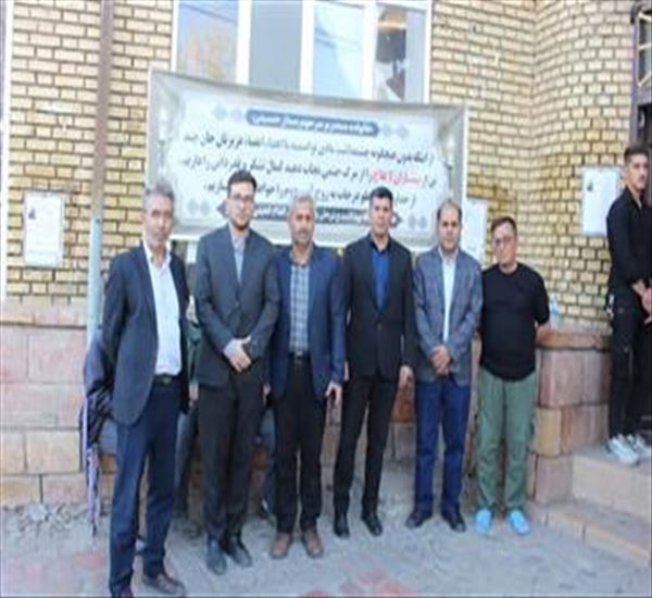 حضور مدیر شبکه بهداشت و درمان شهرستان عجب‌شیر به همراه همکاران خود در مراسم ترحیم و بزرگداشت یکی از شهروندان