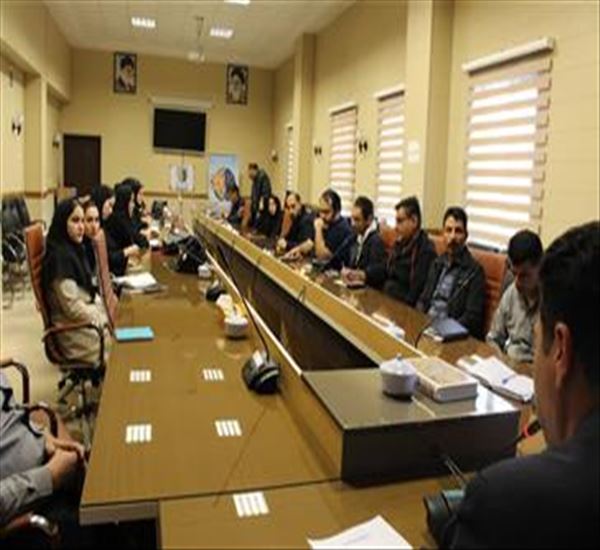 جلسه هماهنگی اعتباربخشی مراکز بهداشت با حضور مدیر شبکه بهداشت ودرمان، معاون بهداشتی وجمعی از مسئولان ستادی وپزشکان ومرییا ن مراکز